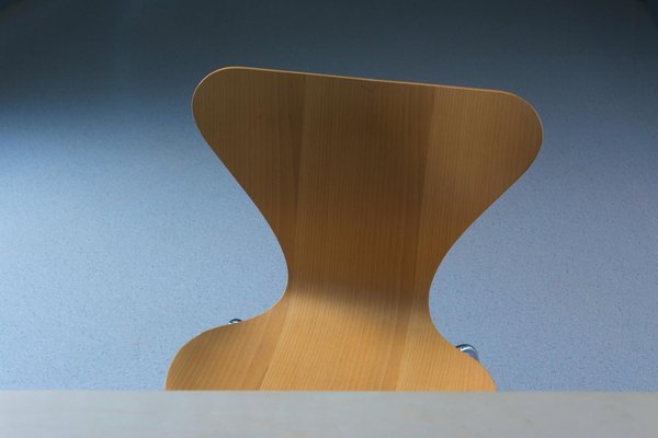 Explorez l'Élégance du Minimalisme : Transformez Votre Salon avec Style et Simplicité